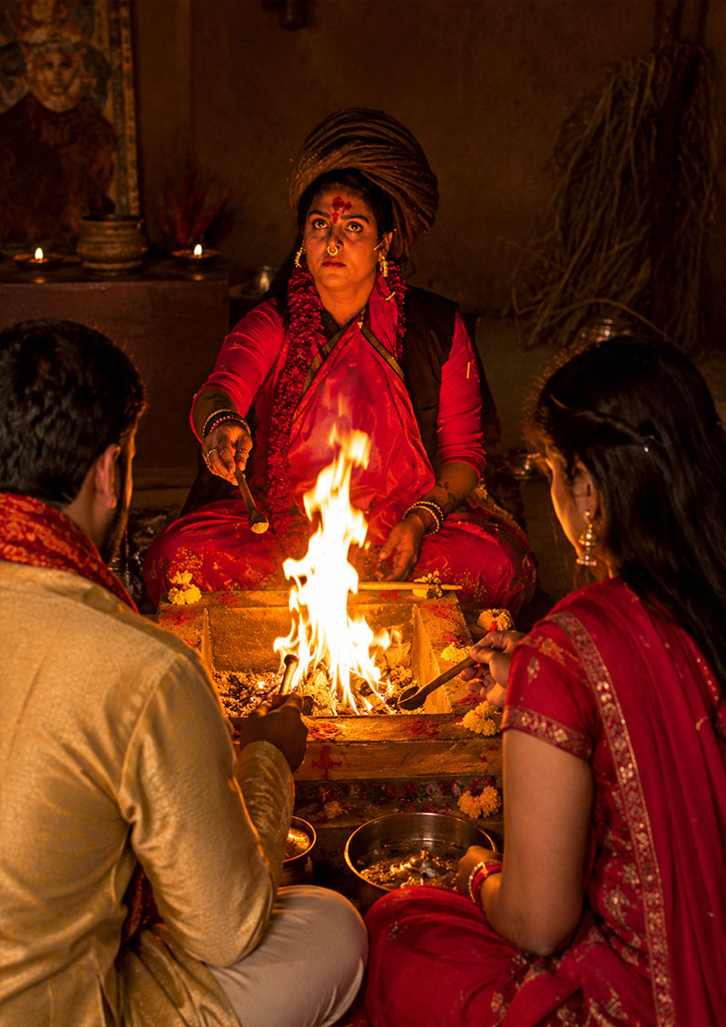 Lady Astrologer Vishwanath Shastri